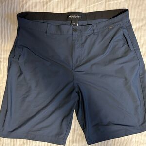 Travis Mathew Golf Shorts Mens Size 40 x 9” Navy Performance Casual Stretch